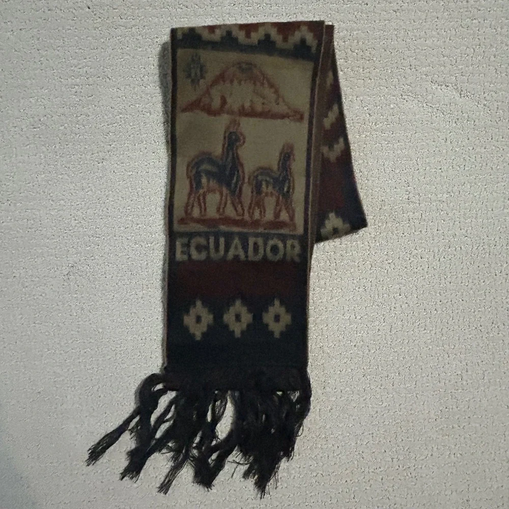 Ecuador Scarf Alpaca Llama Woven South America‎ Travel Souvenir Brown Beige